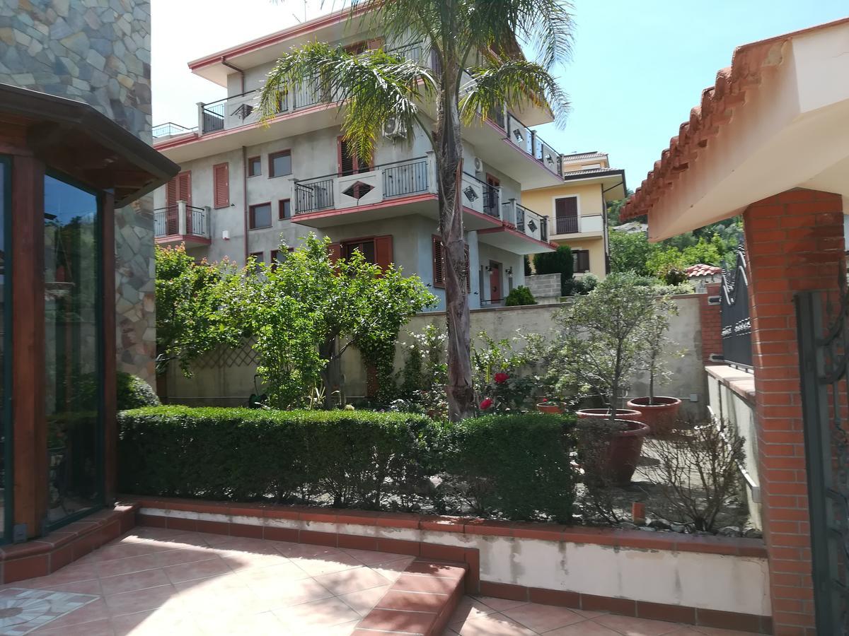 La Collina Capo D'Orlando住宿加早餐旅馆 外观 照片