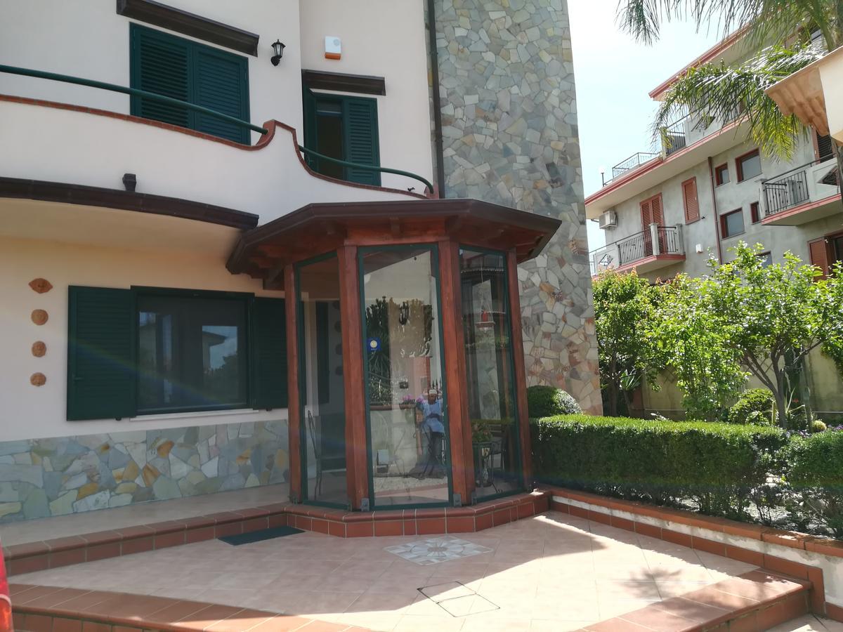 La Collina Capo D'Orlando住宿加早餐旅馆 外观 照片